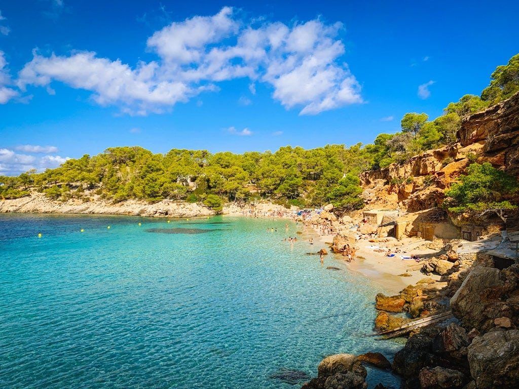 Cala Salada & Saladeta | Besos de Ibiza