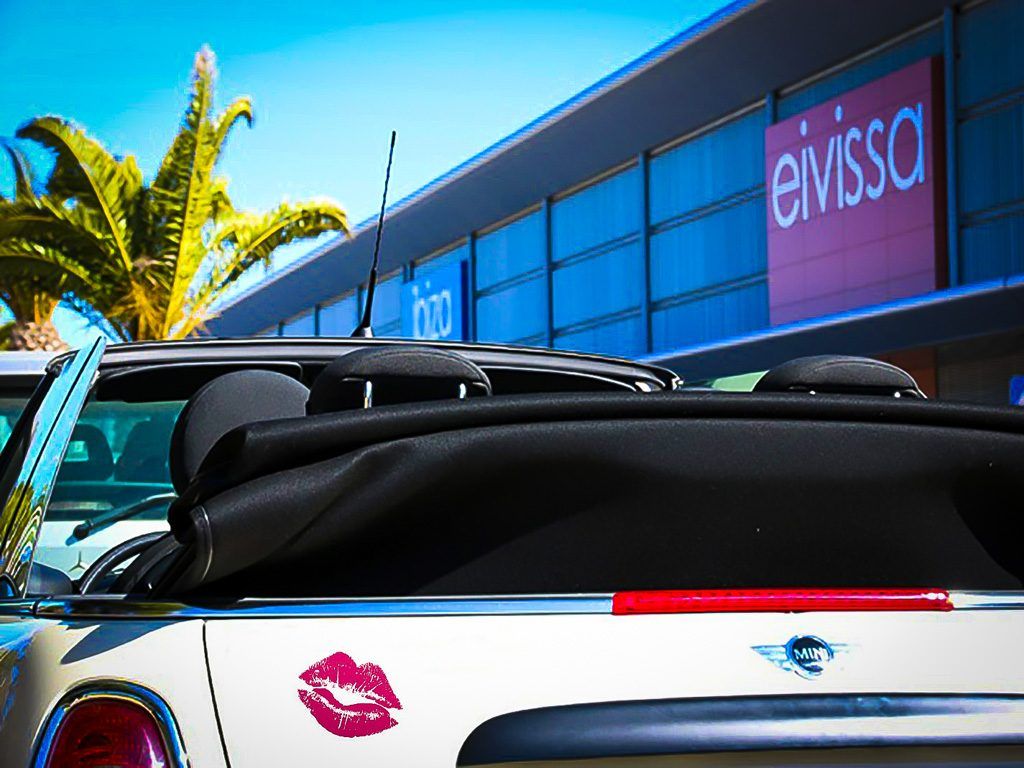 Empresa de alquiler de coches Ibiza - Moto Luis Rent a Car